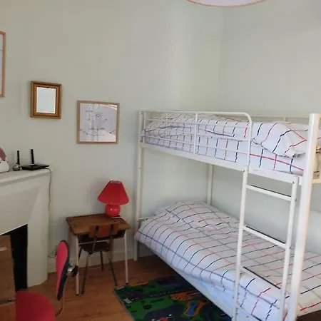 La Cour Du Moulin/t3/centre-ville/wi-fi/terrasse * La Rochelle (Charente-Maritime)