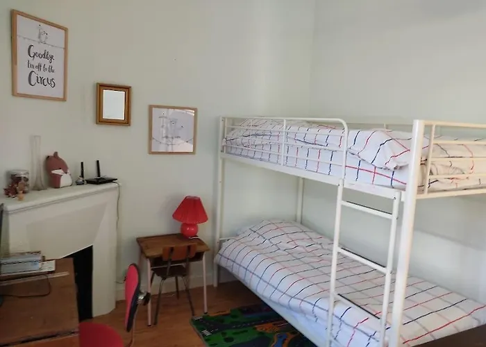 La Cour Du Moulin/t3/centre-ville/wi-fi/terrasse * La Rochelle (Charente-Maritime)