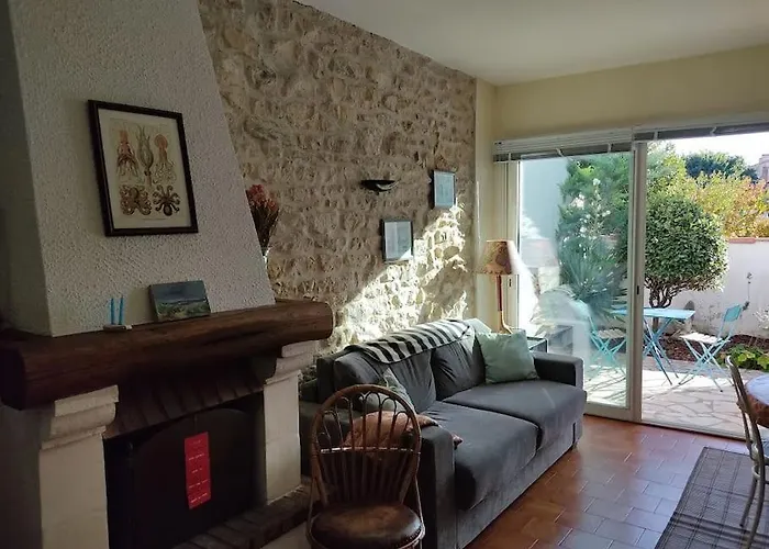 Casa de Férias La Cour Du Moulin/t3/centre-ville/wi-fi/terrasse