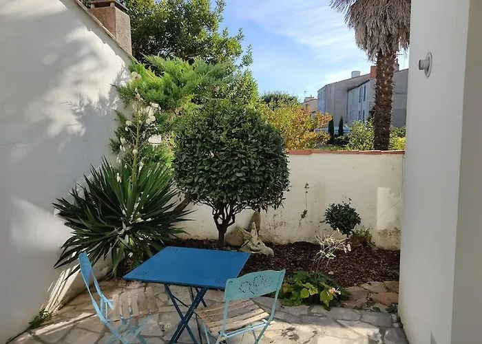 La Cour Du Moulin/t3/centre-ville/wi-fi/terrasse Casa de Férias La Rochelle (Charente-Maritime)